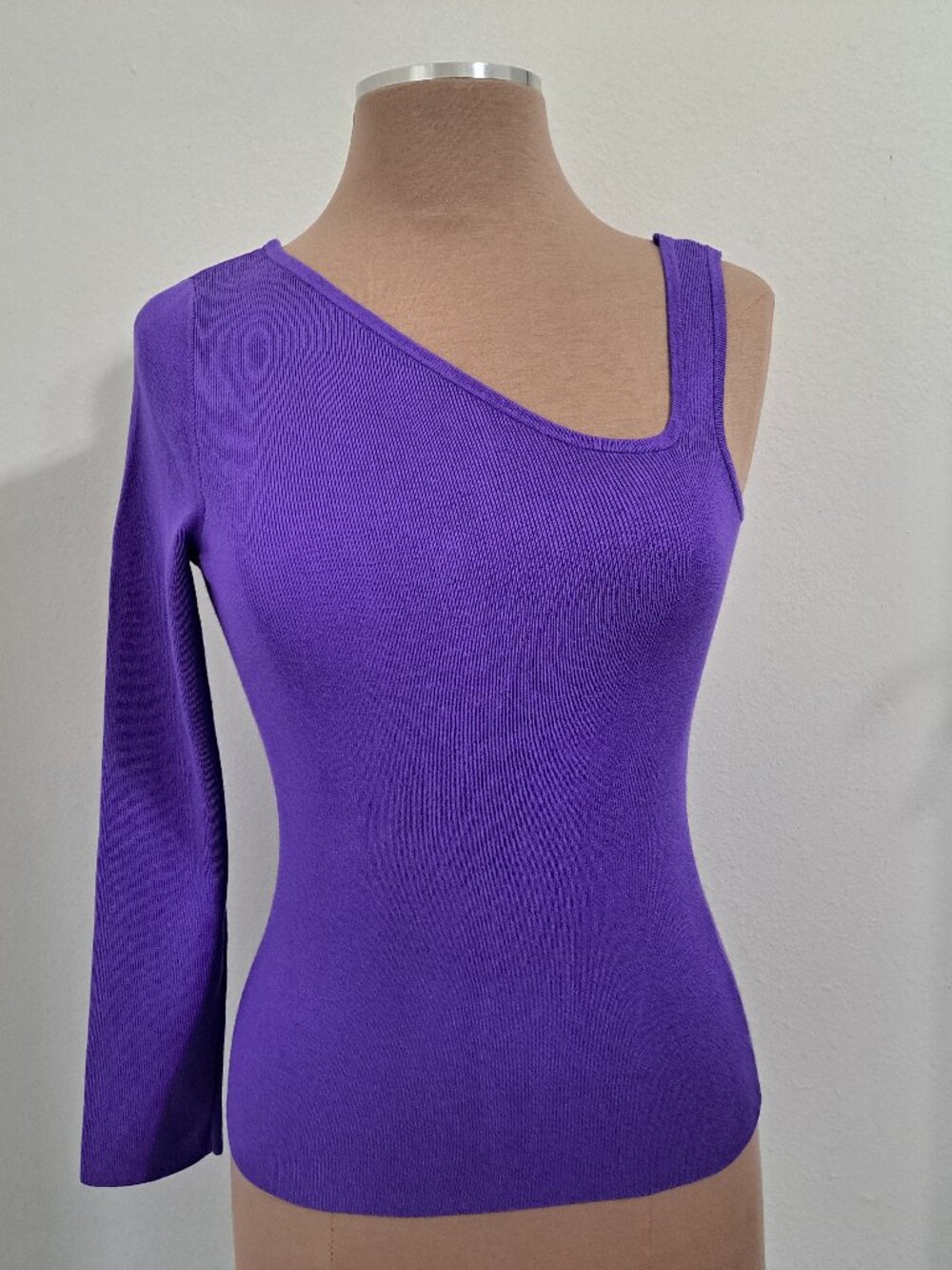 La Rambla Women's Top One Shoulder Long Sleeve Purple Size M